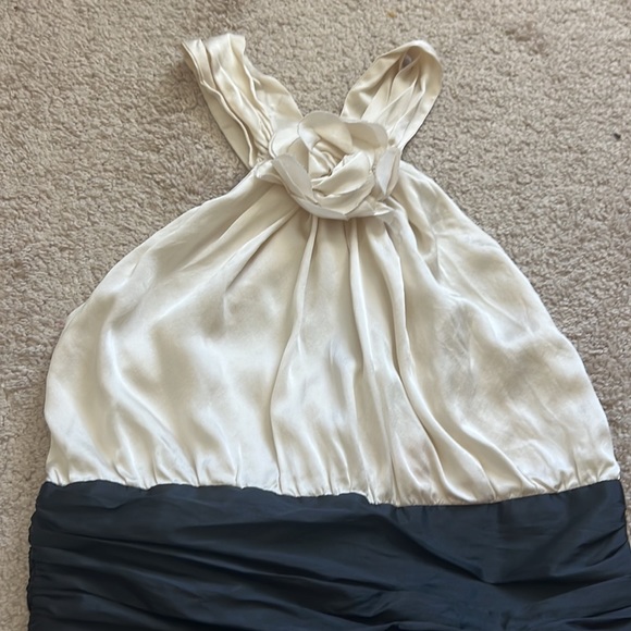 Alexia Admor Silk Cocktail Mini Dress Flower Black White Pockets Size M - Picture 3 of 8